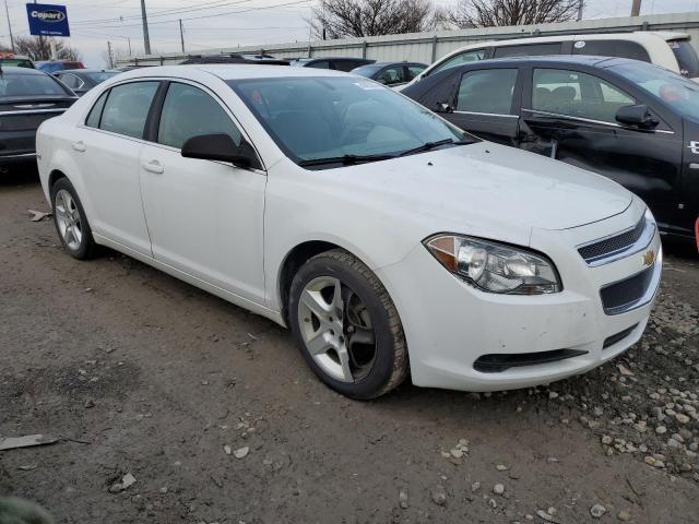 1G1ZA5EU7CF306510 - 2012 CHEVROLET MALIBU LS WHITE photo 4