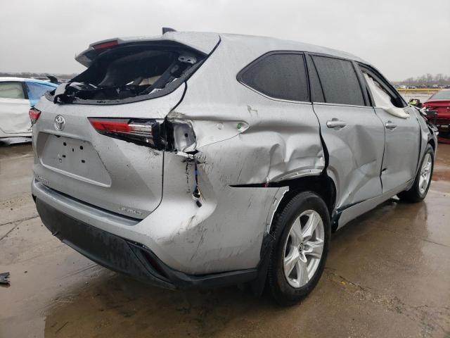 5TDBZRBH3NS571315 - 2022 TOYOTA HIGHLANDER L SILVER photo 3