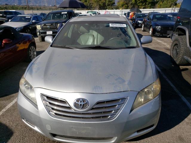 JTNBB46K873010704 - 2007 TOYOTA CAMRY HYBRID SILVER photo 5