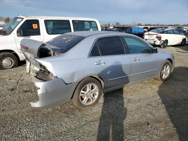 1HGCM55757A186788 - 2007 HONDA ACCORD EX SILVER photo 3