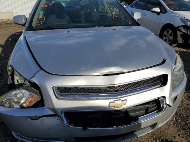 1G1ZC5E08CF223286 - 2012 CHEVROLET MALIBU 1LT SILVER photo 5