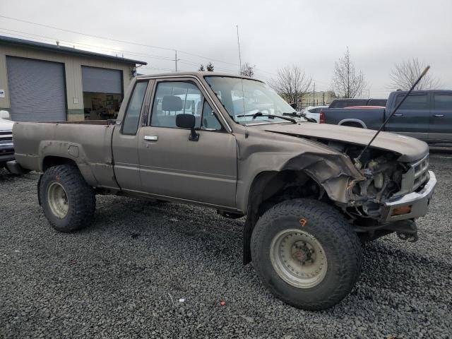 JT4RN67S3G5042663 - 1986 TOYOTA PICKUP XTRACAB RN66 SR5 GRAY photo 4