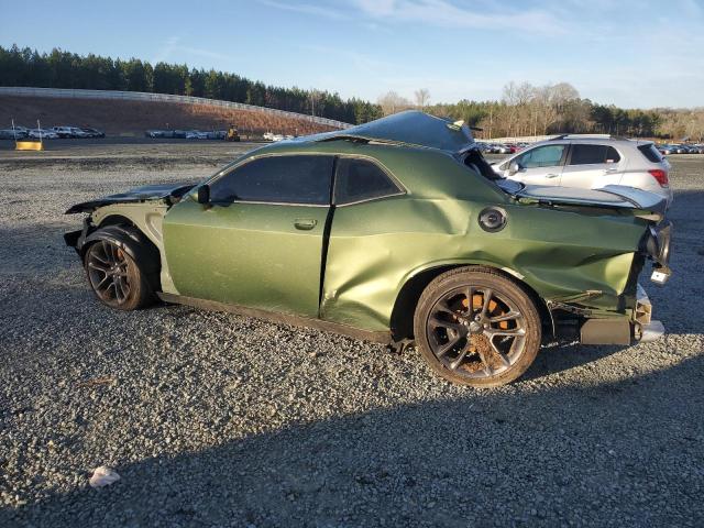 2C3CDZFJ4NH108828 - 2022 DODGE CHALLENGER R/T SCAT PACK GREEN photo 2