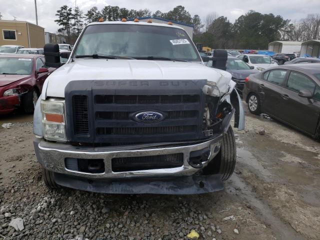 1FDXW4HR4AEA72746 - 2010 FORD F450 SUPER DUTY WHITE photo 5