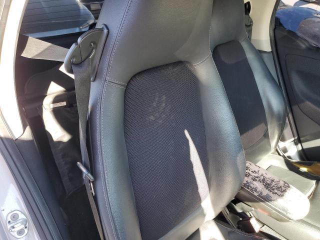 WMEEJ31X39K277860 - 2009 SMART FORTWO PUR TWO TONE photo 10