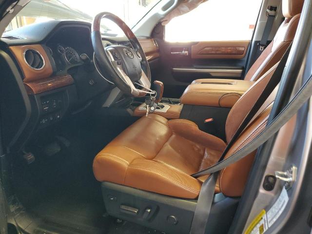 5TFAW5F15EX374618 - 2014 TOYOTA TUNDRA CREWMAX PLATINUM ვერცხლისფერი ფოტო 7