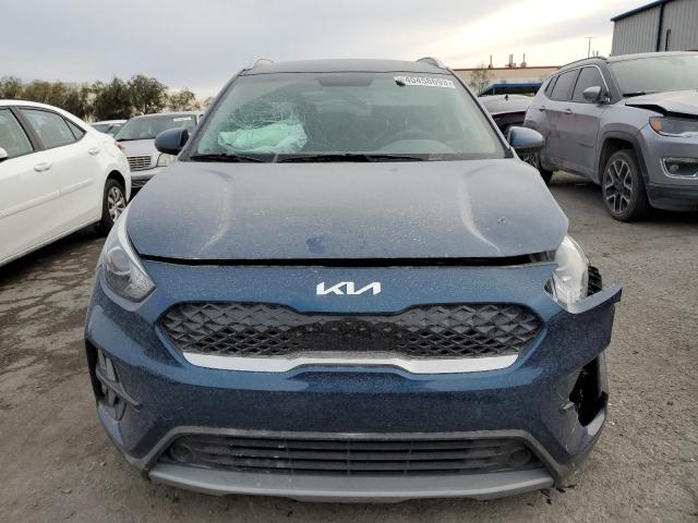 KNDCB3LC4N5500476 - 2022 KIA NIRO LX BLUE photo 5