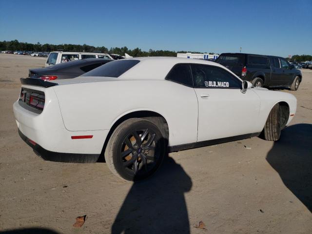 2C3CDZAG7KH571568 - 2019 DODGE CHALLENGER SXT WHITE photo 3