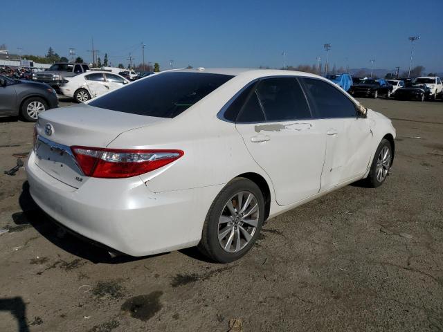 4T1BF1FK9FU047269 - 2015 TOYOTA CAMRY LE WHITE photo 3