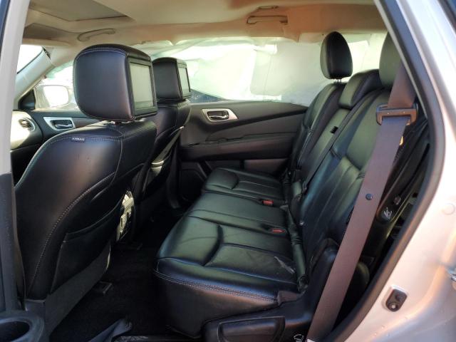 5N1DR2MN0JC632730 - 2018 NISSAN PATHFINDER S 银色 照片 11