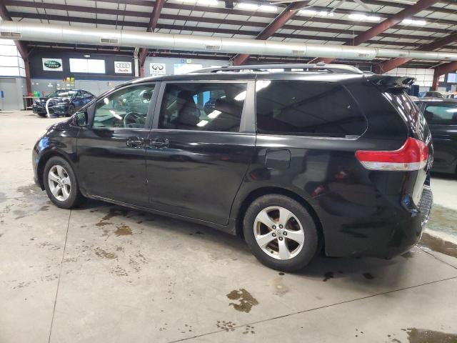 5TDKK3DC9BS046564 - 2011 TOYOTA SIENNA LE BLACK photo 2