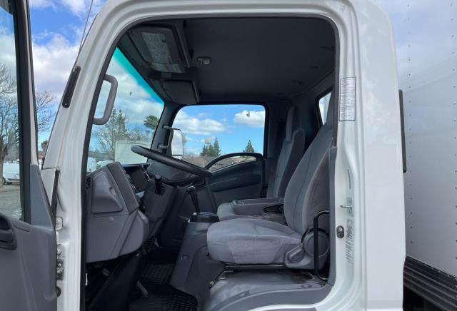 JALC4W161K7011329 - 2019 ISUZU NPR HD WHITE photo 6