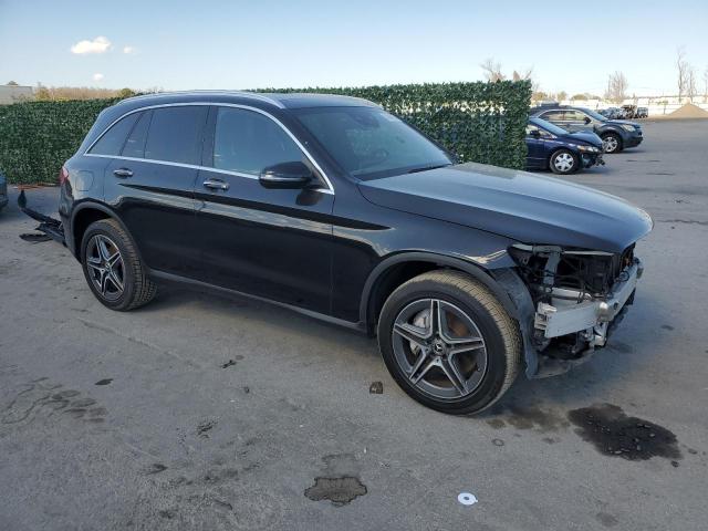 WDC0G8EB0LF751518 - 2020 MERCEDES-BENZ GLC 300 4MATIC BLACK photo 4