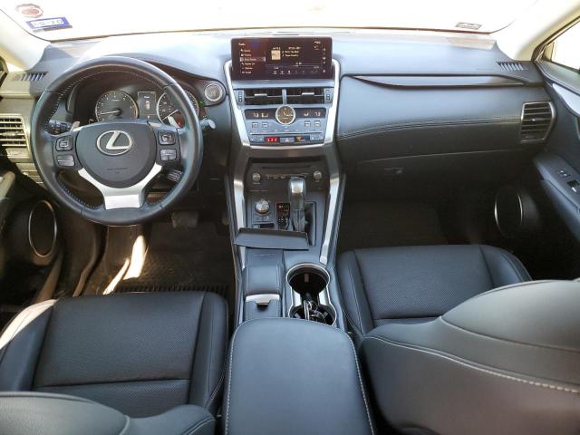 JTJYARBZ3J2099271 - 2018 LEXUS NX 300 BASE 银色 照片 8