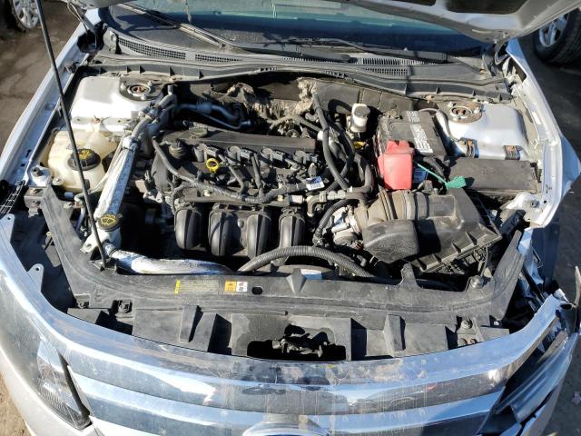 3FAHP0GA8CR107241 - 2012 FORD FUSION S SILVER photo 11