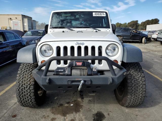 1C4AJWAG7DL594199 - 2013 JEEP WRANGLER SPORT WHITE photo 5