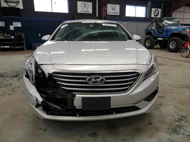 5NPE24AF0HH511703 - 2017 HYUNDAI SONATA SE SILVER photo 5