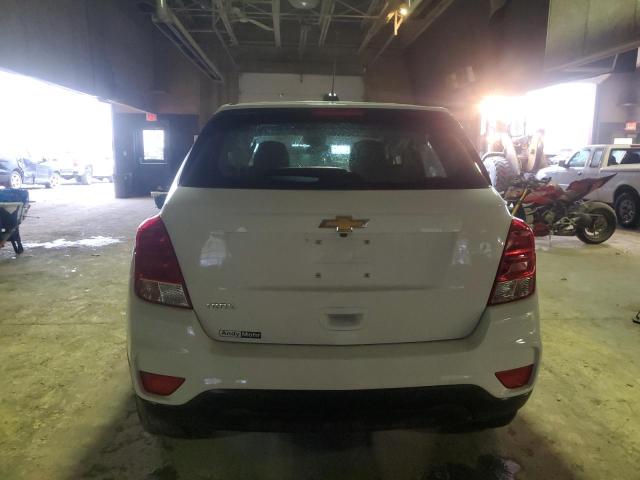 KL7CJKSB3JB602625 - 2018 CHEVROLET TRAX LS WHITE photo 6