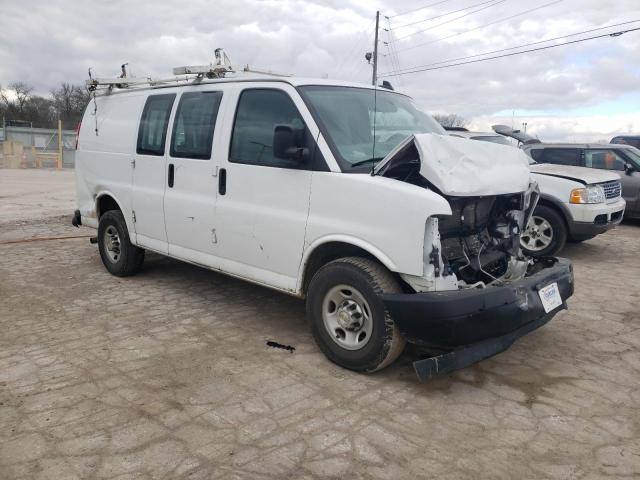 1GCWGAFG7L1260197 - 2020 CHEVROLET EXPRESS G2 WHITE photo 4