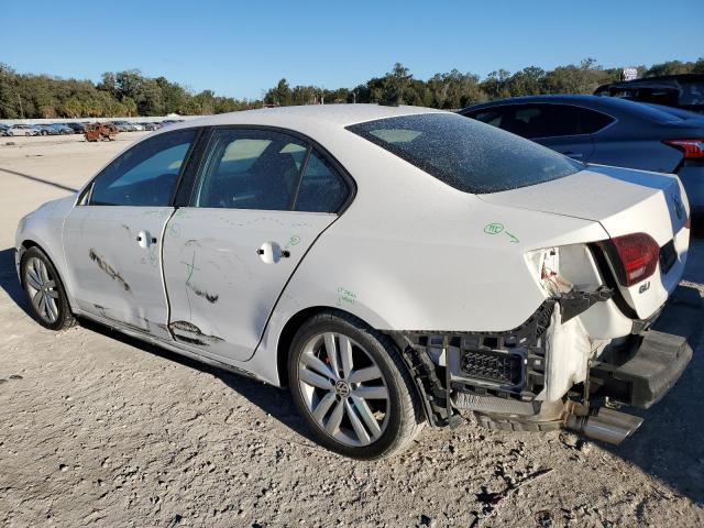 3VW5A7AJ8CM366841 - 2012 VOLKSWAGEN JETTA GLI WHITE photo 2