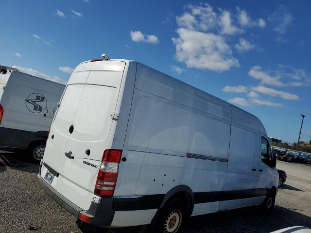 WD3PE8CB9C5676900 - 2012 MERCEDES-BENZ SPRINTER 2500 WHITE photo 3