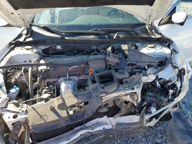 1HGCR2F33HA174538 - 2017 HONDA ACCORD LX WHITE photo 11