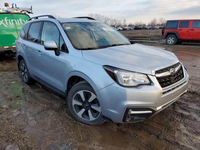 JF2SJAEC8JH533622 - 2018 SUBARU FORESTER 2.5I PREMIUM SILVER photo 4