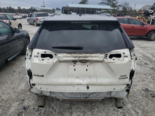 2T3EWRFV1KW032840 - 2019 TOYOTA RAV4 XSE WHITE photo 6