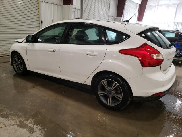 1FADP3K23EL247800 - 2014 FORD FOCUS SE WHITE photo 2