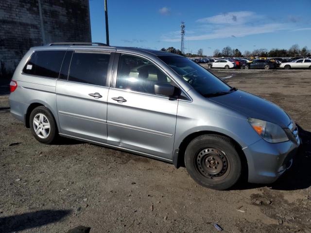 5FNRL38836B114045 - 2006 HONDA ODYSSEY TOURING SILVER photo 4