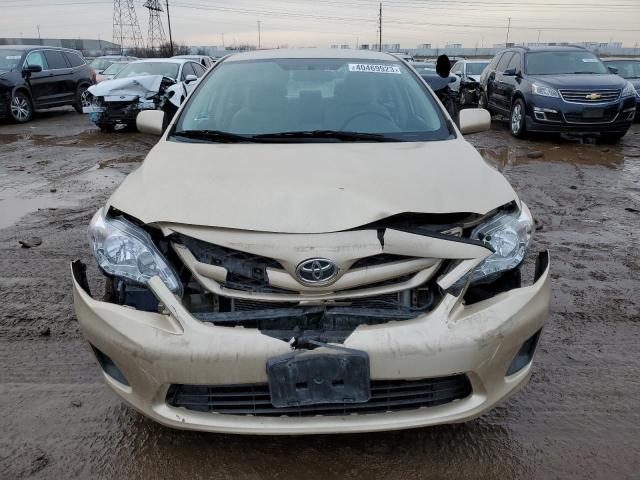 2T1BU4EEXDC987579 - 2013 TOYOTA COROLLA BASE GOLD photo 5