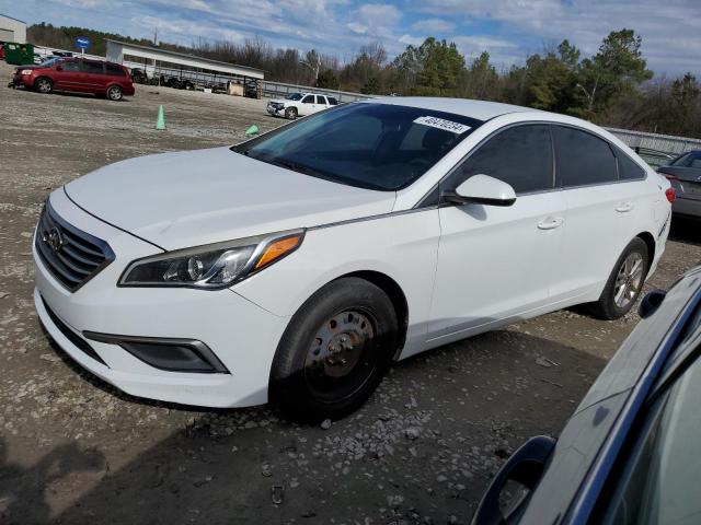 5NPE24AF9GH388305 - 2016 HYUNDAI SONATA SE WHITE photo 1