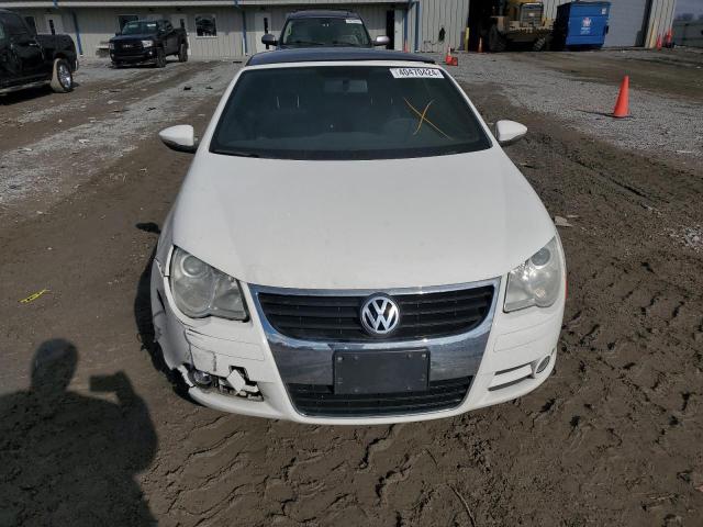 WVWBA71F29V023202 - 2009 VOLKSWAGEN EOS TURBO WHITE photo 5