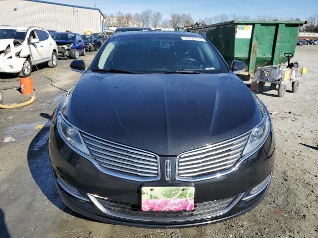 3LN6L2J91FR620001 - 2015 LINCOLN MKZ BLACK photo 5