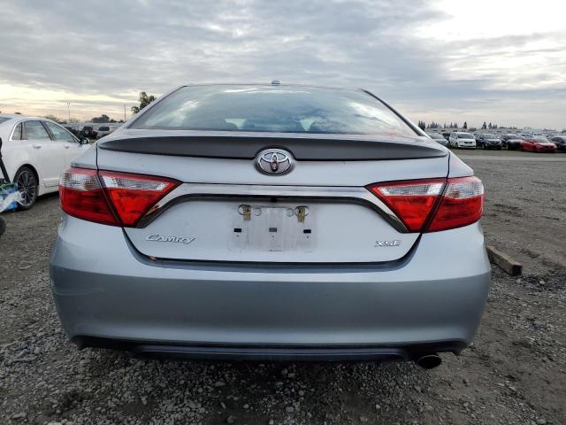 4T1BF1FKXHU718631 - 2017 TOYOTA CAMRY LE SILVER photo 6