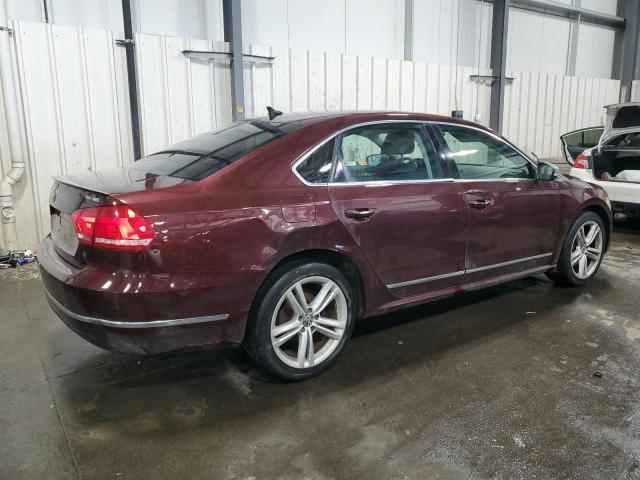 1VWCN7A32DC033311 - 2013 VOLKSWAGEN PASSAT SEL MAROON photo 3