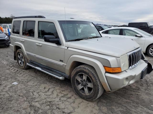 1J8HG48K98C168556 - 2008 JEEP COMMANDER SPORT Silber Foto 4