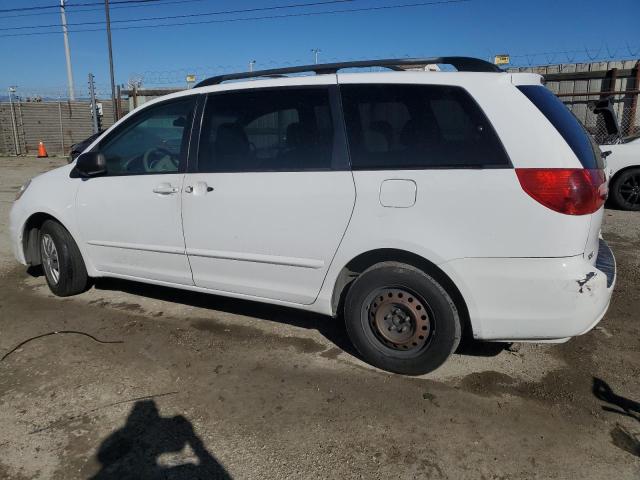 5TDKK4CC8AS317636 - 2010 TOYOTA SIENNA CE WHITE photo 2