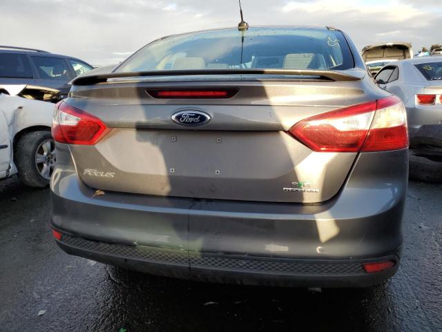 1FADP3F26EL248062 - 2014 FORD FOCUS SE GRAY photo 6