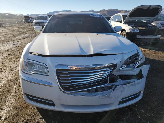 2C3CCAAG1DH508523 - 2013 CHRYSLER 300 WHITE photo 5