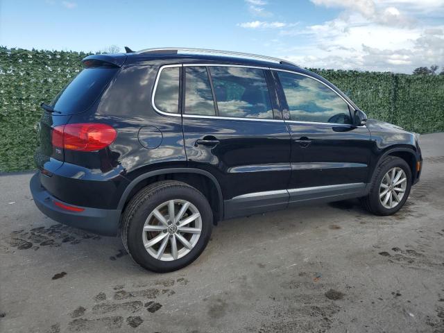 WVGRV7AX9HK019087 - 2017 VOLKSWAGEN TIGUAN WOLFSBURG BLACK photo 3