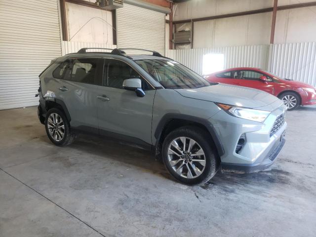 2T3C1RFV7KW025414 - 2019 TOYOTA RAV4 XLE PREMIUM GRAY photo 4