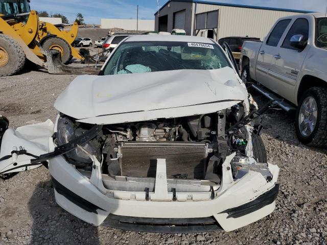 19XFC2F59JE000751 - 2018 HONDA CIVIC LX WHITE photo 5