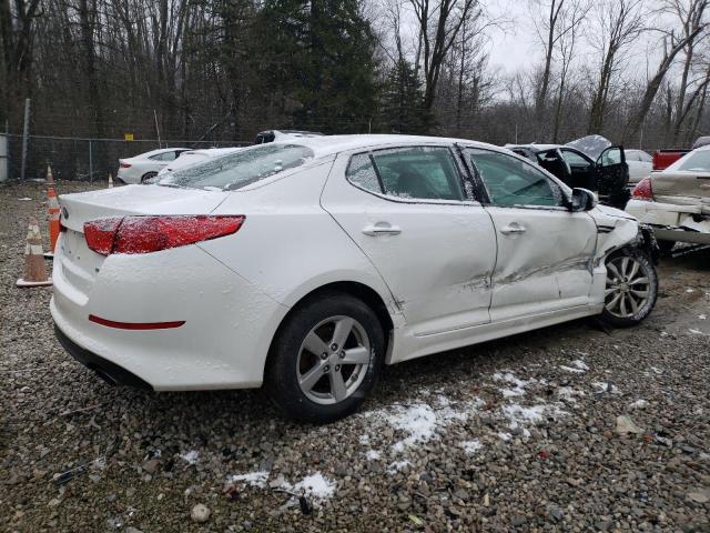 5XXGM4A70FG381023 - 2015 KIA OPTIMA LX WHITE photo 3