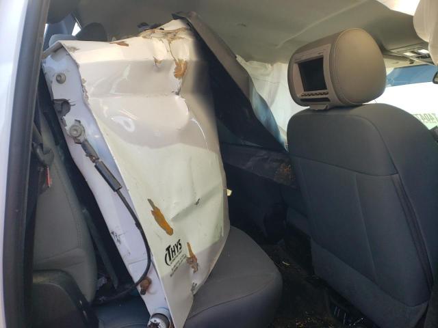 3C6UR5DL1HG730507 - 2017 RAM 2500 SLT თეთრი ფოტო 10