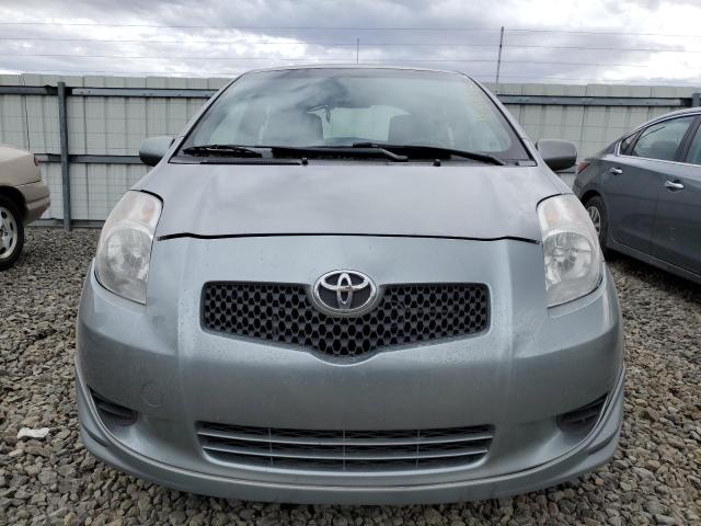 JTDJT923485174031 - 2008 TOYOTA YARIS GRAY photo 5