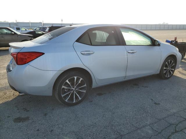 5YFBURHE7HP641441 - 2017 TOYOTA COROLLA L SILVER photo 3