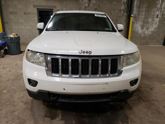 1J4RR4GG5BC529043 - 2011 JEEP GRAND CHER LAREDO WHITE photo 5