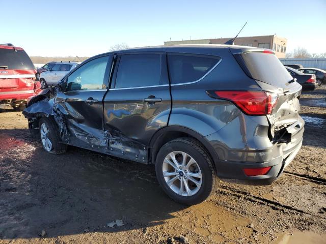 1FMCU9GD8KUA26867 - 2019 FORD ESCAPE SE GRAY photo 2