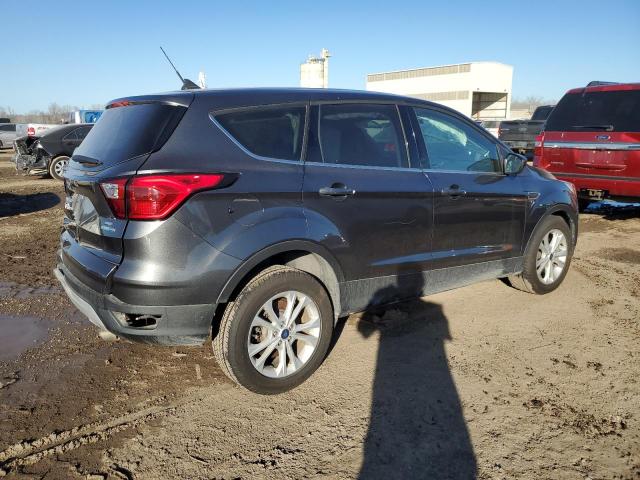 1FMCU9GD8KUA26867 - 2019 FORD ESCAPE SE GRAY photo 3